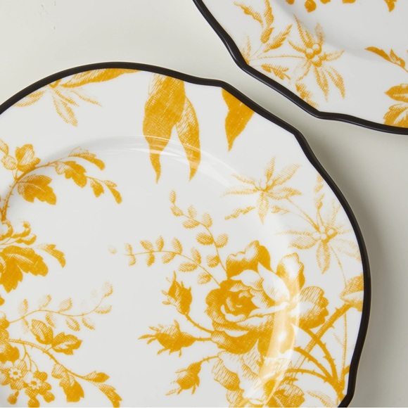 Gucci x Ginori Herbarium Porcelain Dessert Plate in Yellow, Set of 2 - Picture 1 of 5